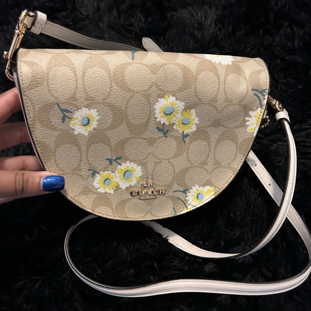 Coach Crossbody bag with Daisy embroidery